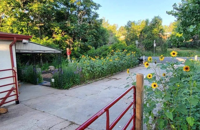 Goat Hill Orchard - Family & Pet Friendly ; Level 2 EV Charging Outlet BYOCC