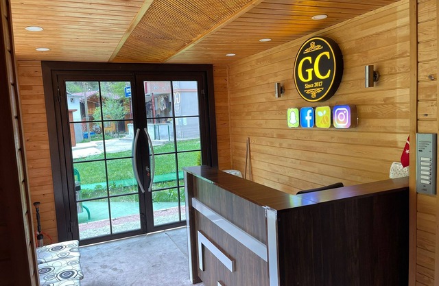 Gold City Apart Hotel