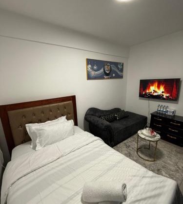 Golden Mango Heights Apartments