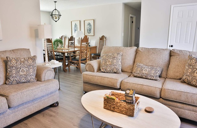 Golden Springs Stepless Rancher with GAMEROOM!