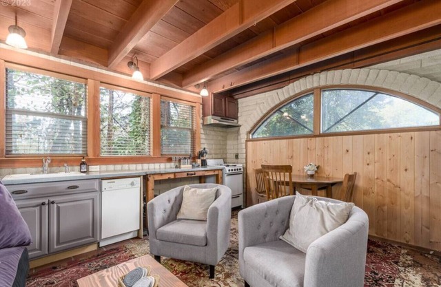 Golf Course Guest house