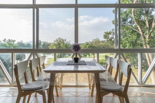 Golf View Suite Private Apartment Khao Yai