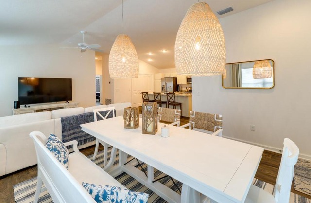 Golfers Paradise Pet-Friendly Home in Wildwood
