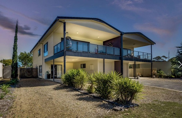 Goolwa serenity, Great balcony, Modern, peaceful, water and attractions close by