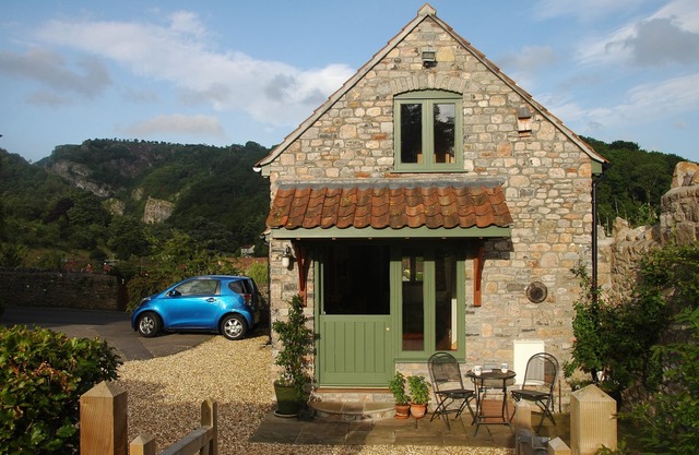 Gorge View Cottage, Cosy Detached Character Eco-Cottage, With Panoramic Views