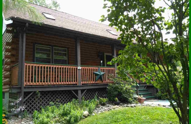 Gorgeous and cozy cabin in the Finger Lakes