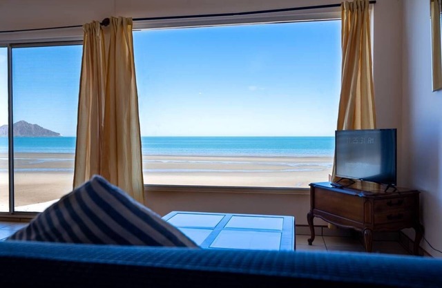 Gorgeous beach front condo