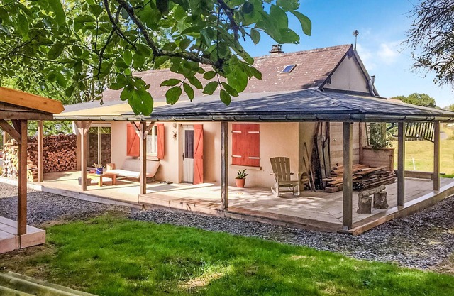 Gorgeous home in Besmont with Wi-Fi