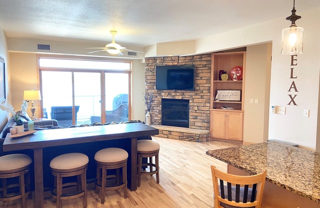 Gorgeous Lake Pepin Views!