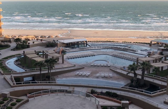 Gorgeous Las Palomas Phase 2, 1 Bedroom, Sleeps 5, Newly Renovated