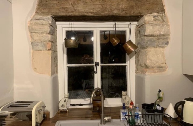 Gorgeous Listed Central 5* Cottage Abbey Views