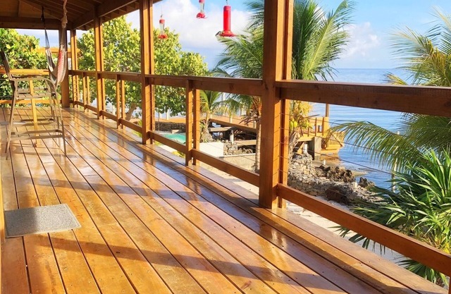 Gorgeous oceanfront home with breathtaking views on safe & secluded peninsula