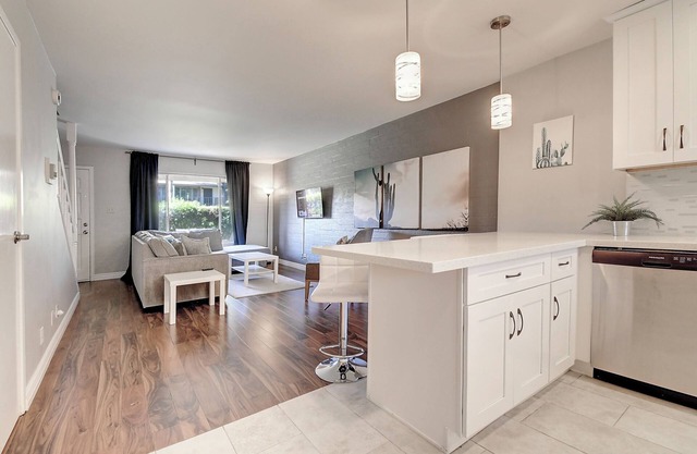 Gorgeous Old Town Scottsdale Townhouse by Fashion Square