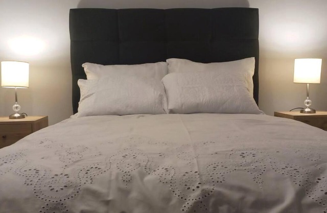 Gorgeous Private Studio LIMA-Own Bathroom-Near Airport