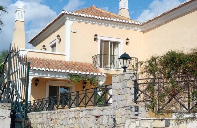 Gorgeous Two Bedroom Villa with Private Pool located In a Peaceful Location