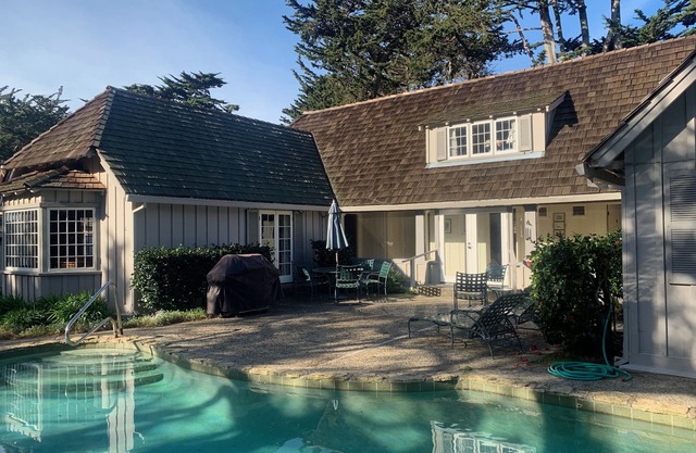 Gorgeous Redwood Home Steps to the Beach