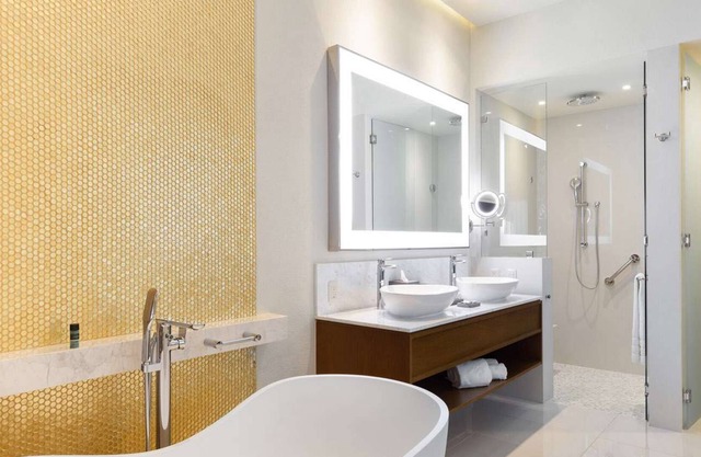 Gorgeous Studio Suite w/Private Terrace at all inclusive resort