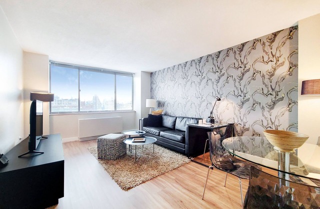 Gorgeous UWS One Bedroom near Subways, Parks