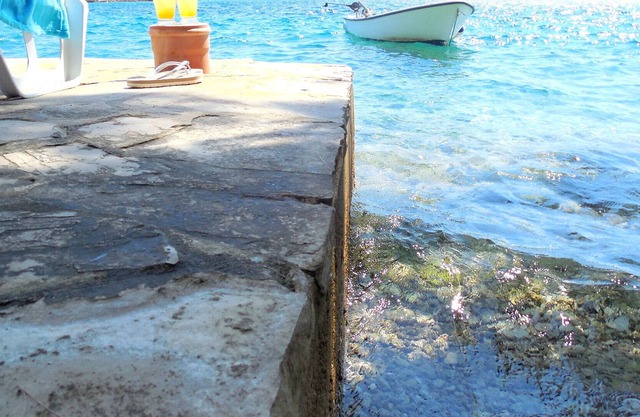 GORGEOUS VACATION BUNGALOW SEASIDE own BATH TERRACE & BOOT INVESTORS
