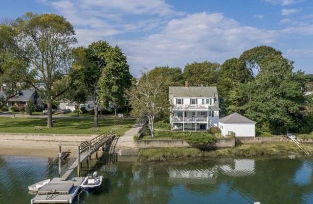Gorgeous Views - Private Beachfront
