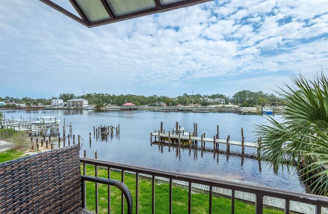Gotta Catch A Phish! 1BR/2BA Condo at Pirate's Landing! Special!