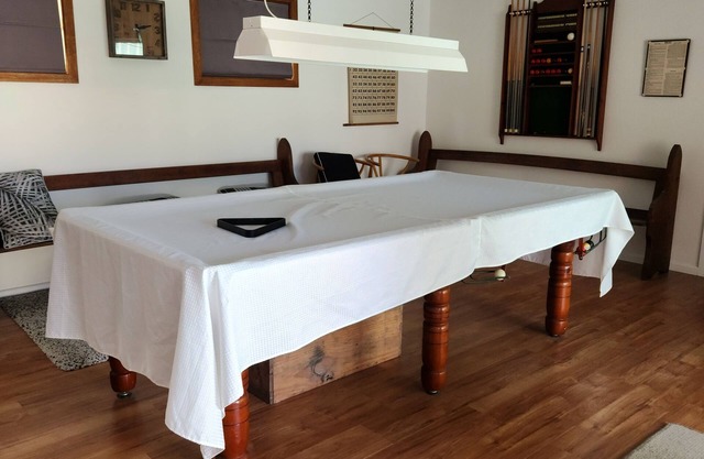 Gourmet Kitchen,swimming pool,Games rooms.Outdoor area with BBQ and table