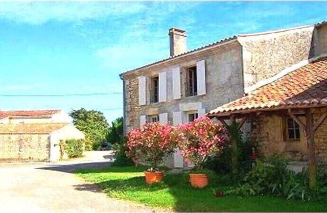 GRAND XVIII house 10 PEOPLE 45 km BEACHES