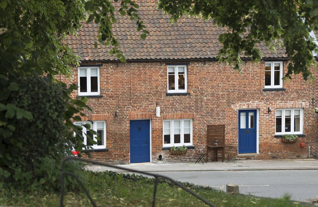 Grade II listed 3 bed cottage - near Sherwood Forest - Still accepting bookings