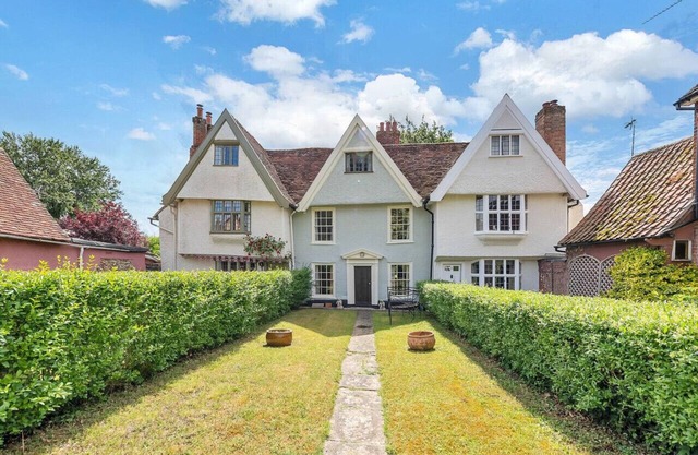 Grade II Listed Cottage on The Green in Cavendish