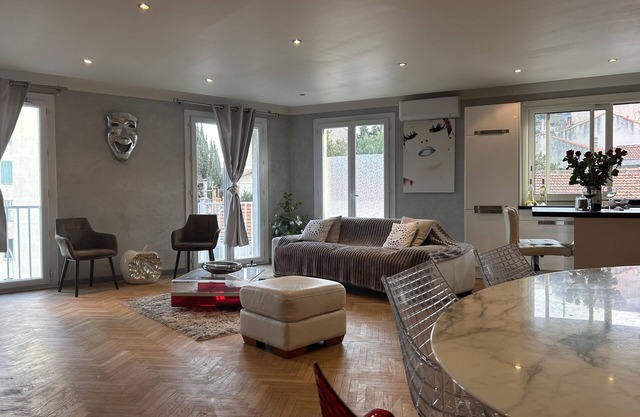 Grand Appartement en Plein Cœur du Centre Ville