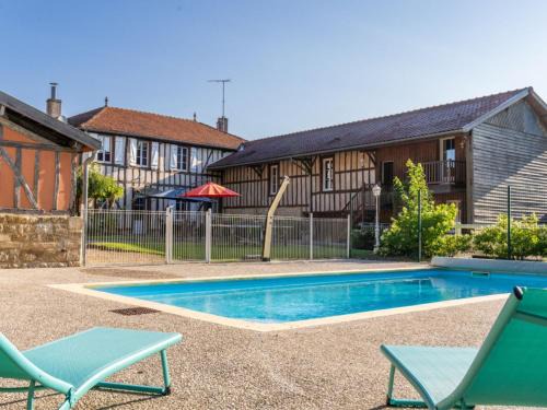 Grand Gîte à Louvemont : 8 Chambres, Piscine Chauffée, Proche Lac et Activités outdoor - FR-1-611-69