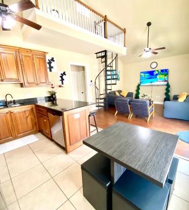 Grand Isle Unit E pet friendly detached condo 3 bedrooms 1 bath easy beach access