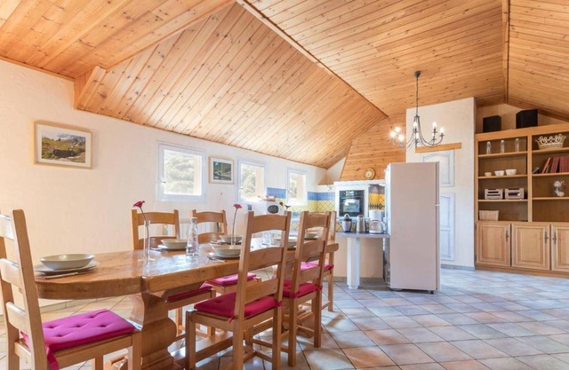 Grand T4 à Briançon, 6 pers, proche télécabine, commerces, garage et casier à ski inclus - FR-1-330C-57