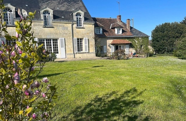 Grande Maison à Trôo Dans un Parc de 7000 Mètres Carrés
