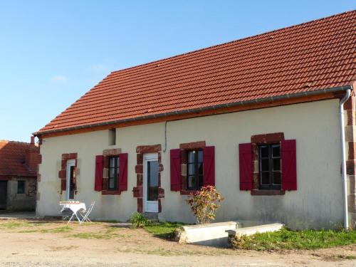 Grande maison moderne avec jardin, près de châteaux et du Parc Le Pal - FR-1-489-99