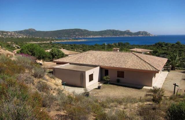 GRANDE VILLA TIZZANO A 200 M DE LA PLAGE 18 PERS