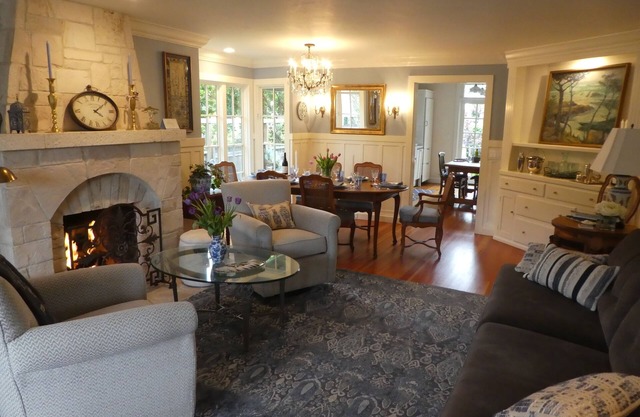 GREAT HOME: Easy Walk to Carmel Shops, Restaurants & Beach. Monthly discounts!