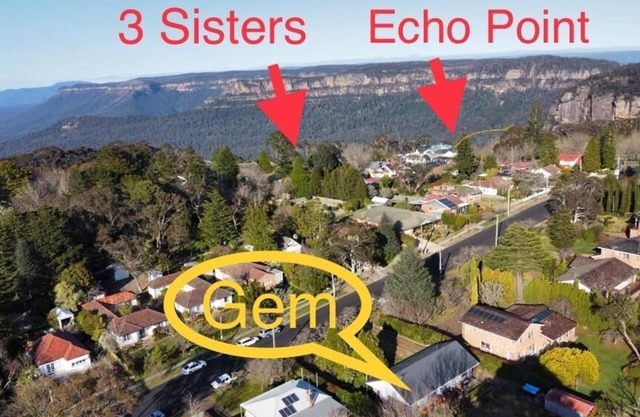 Great location! 5mins to “3 Sisters” & “Grand Cliff Top Walk”