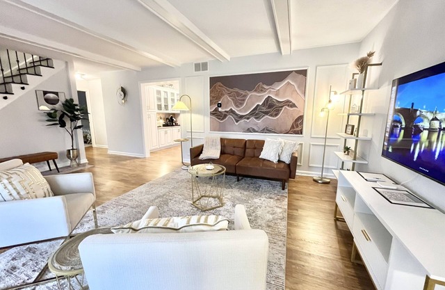 Great location-family friendly-Kids playroom-Spacious