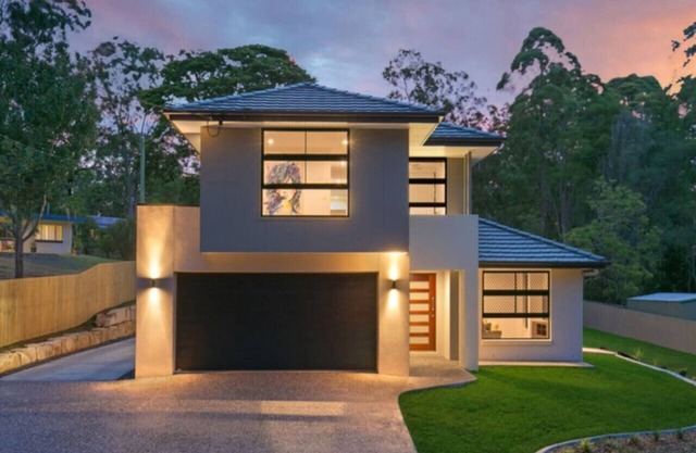 Great Location, Spacious and beautiful family home!