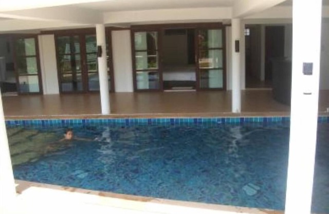 Great luxury Pool villa for rent in Surin