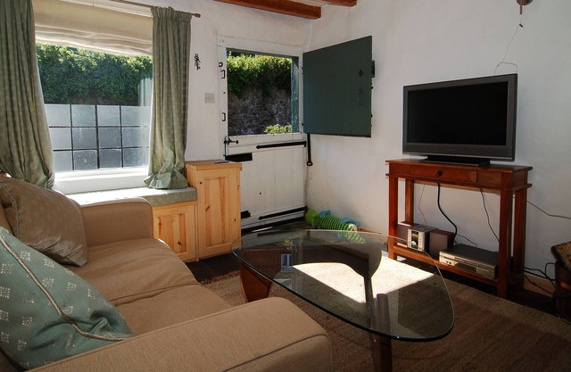 Great romantic or family getaway - relax and enjoy the Peak District