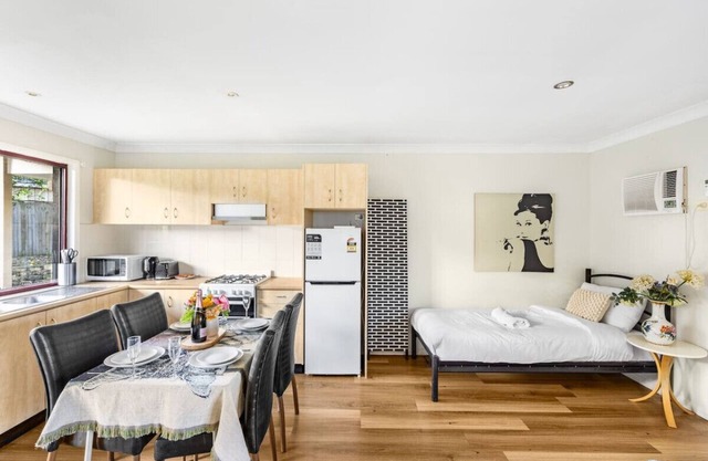 Great value! Stylish 2BR Granny Flat@Heritage Park