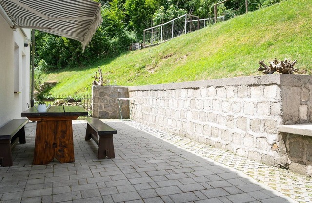 Green Area Apartments Kremžar - GroundFloor Apartment With Terrace