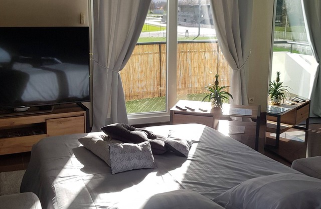 Green Field Lodge