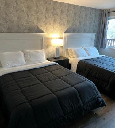 Green Harbor Hotel