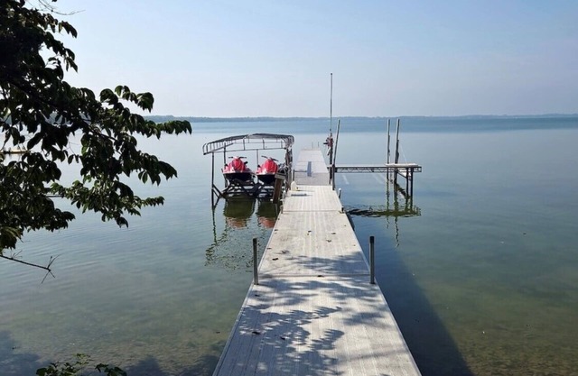 Green Lake Escape is an amazing home on the north shore of Green Lake in Spicer