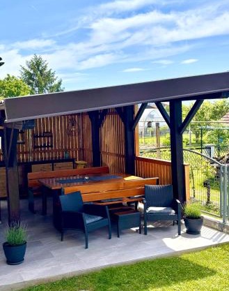 Green Street Hideaway