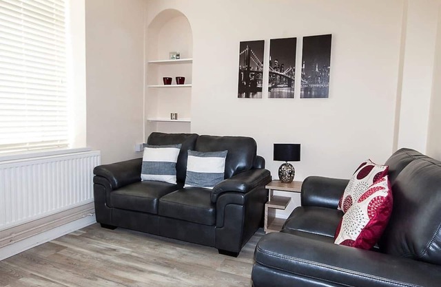 Green Street Lodge - 3 Bed House In Morriston