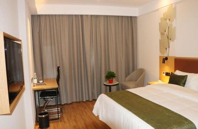 GreenTree Inn Anqing City Huai Ning County Wanhe Road Select Hotel